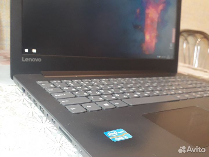Ноутбук Lenovo 15ikb/i5 7gen/ati 530 ddr5/ssd+hdd