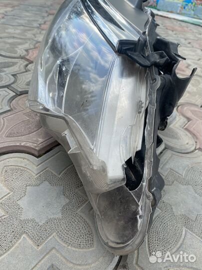 Фара правая (орегинал) toyota camryПра