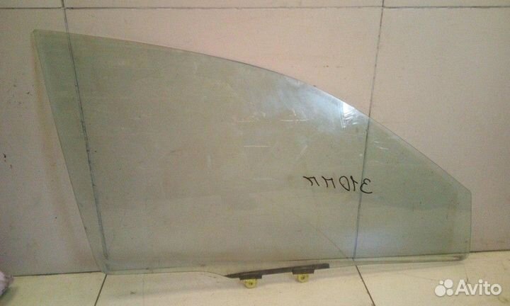 Стекло двери передней правой Mitsubishi Lancer