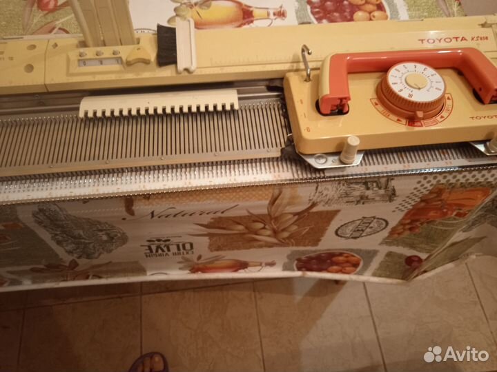 Вязальная однофантурная машина Toyota 858 KS