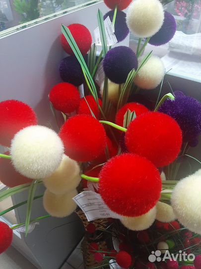 Шары декоративные искусственные