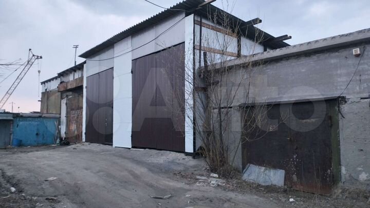 Гараж, > 30 м²