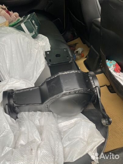 Стальной корпус переднего редуктора niva