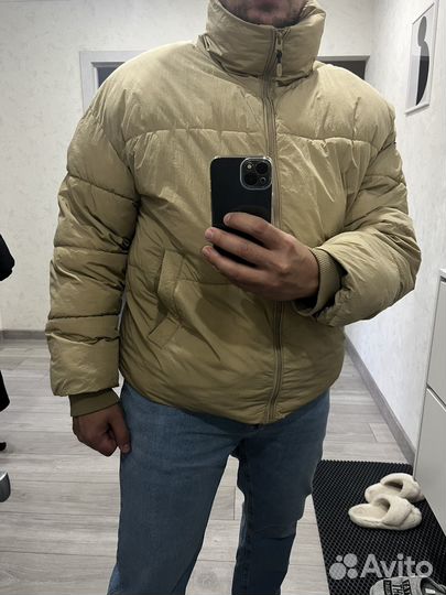 Пуховик бежевый мужской L-XL