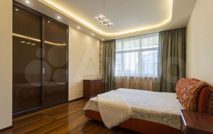 Комната 20 м² в 3-к., 9/20 эт.