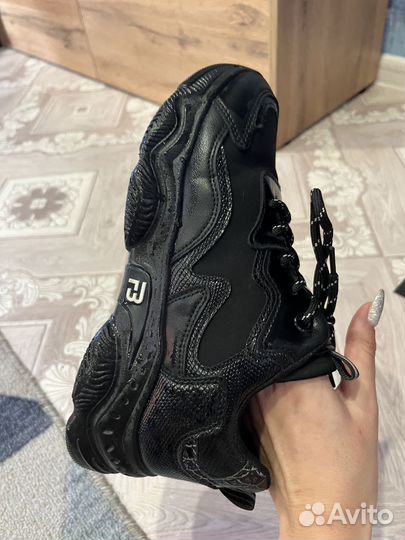 Обувь женская 39 размер