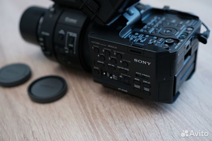Sony fs700R + Sony 50mm f1.8