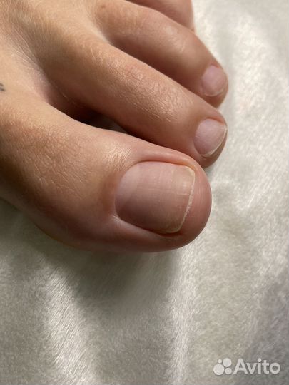 Маникюр и педикюр Рыбацкое