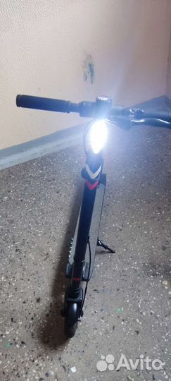 Самокат взрослый электрический бу