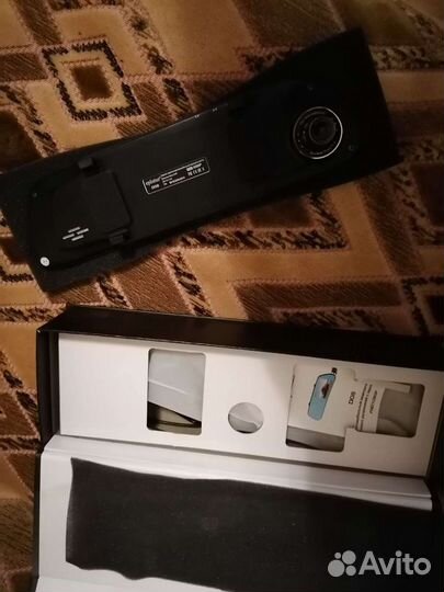 Зеркало заднего вида автомобильный видеорегистрато