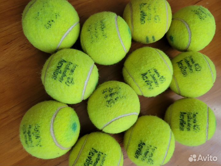 Теннисные мячи