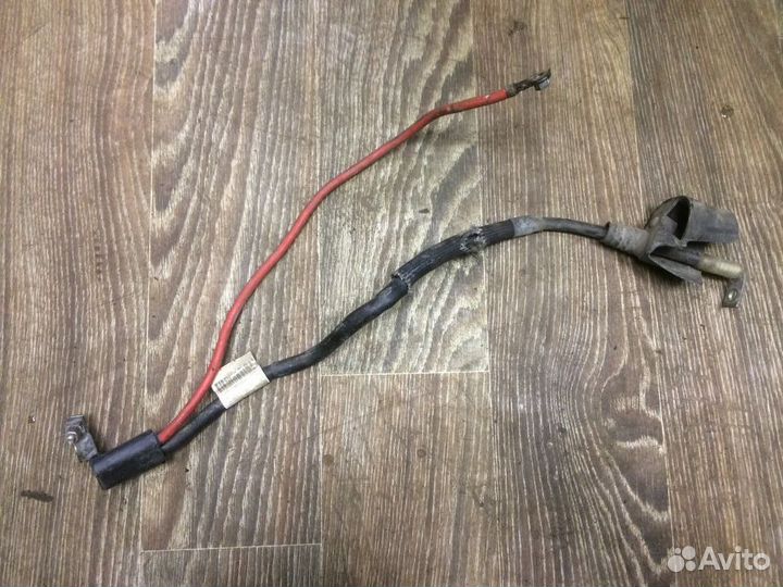 Плюсовая клемма акб Vag Octavia, Jetta, Golf и др