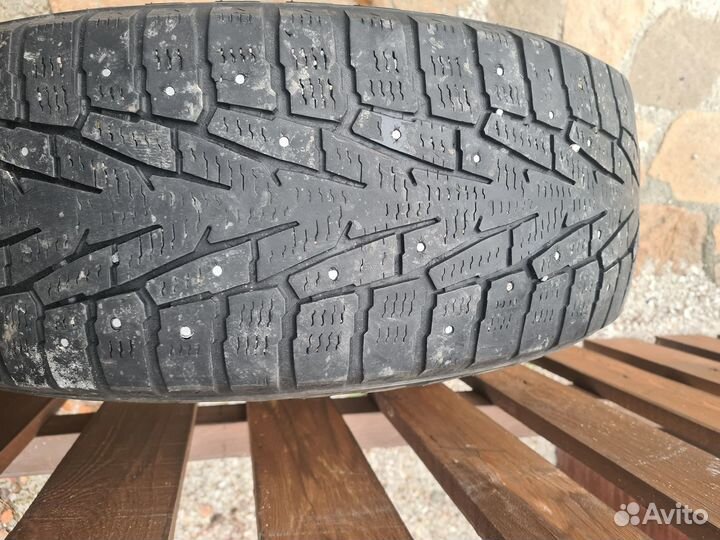 Nokian Tyres Hakkapeliitta 7 SUV 225/60 R18 104T