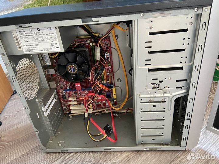 Системный блок с монитором с колонками