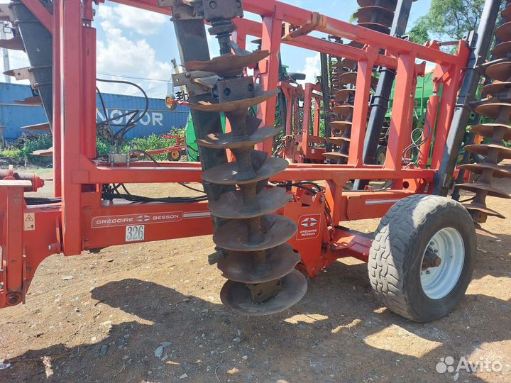 Борона Gregoire Besson XPRH, 2010