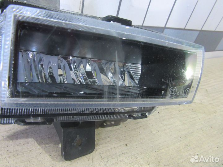 Фара противотуманная правая Geely Coolray