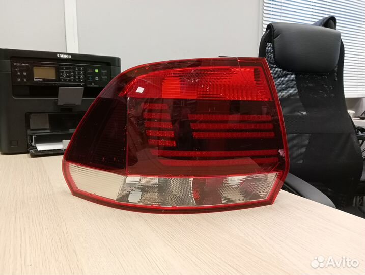 Задний фонарь на volkswagen polo