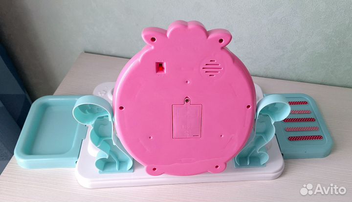 Игрушечный чемодан