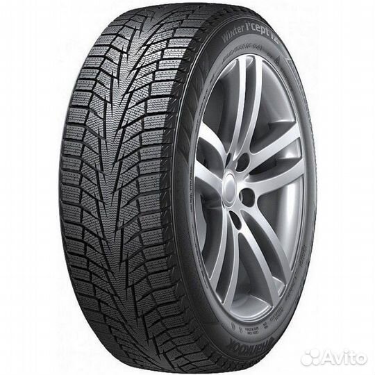 Hankook Winter I'Cept iZ 2 W616 205/70 R15
