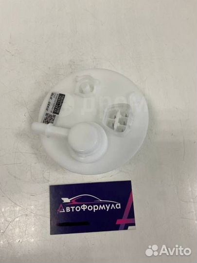 Крышка топливного фильта Toyota