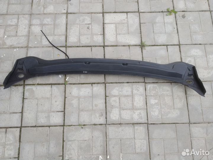 Решетка под лобовое стекло (Жабо ) передняя Opel