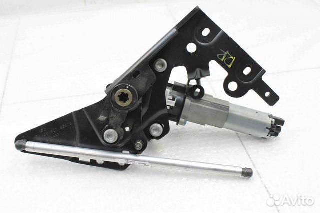 Механизм подъема крышки багажника правый Aud