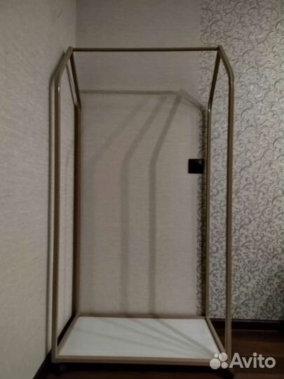 Вешалка для одежды напольная