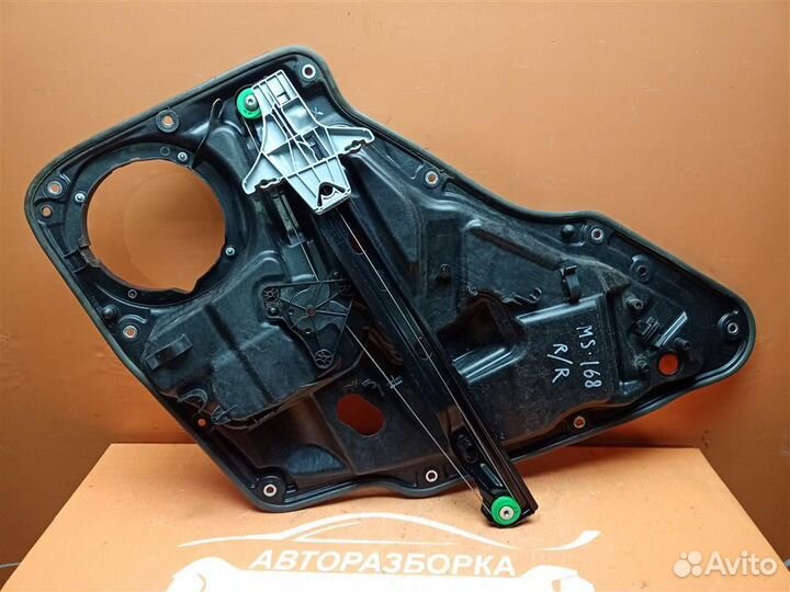 Стеклоподъемник электрический задний правый Volks