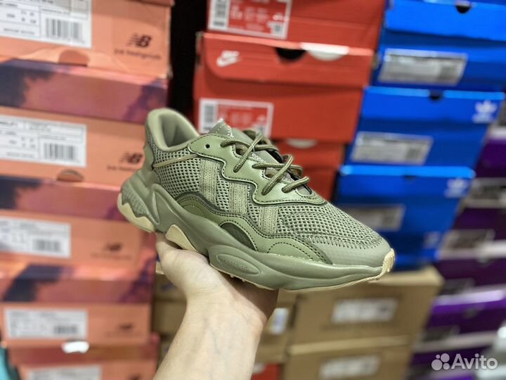 Кроссовки Adidas Ozweego