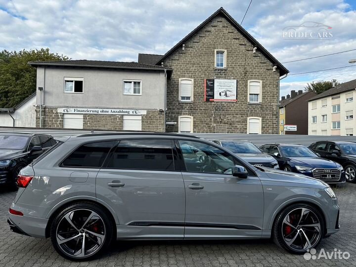 Audi Q7 3.0 AT, 2023, 5 км