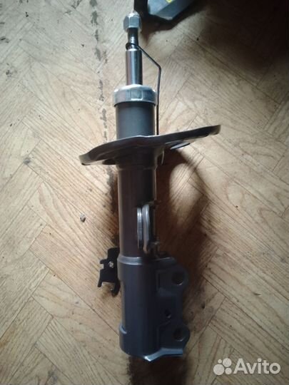 Амортизатор передний тойота аурис, королла