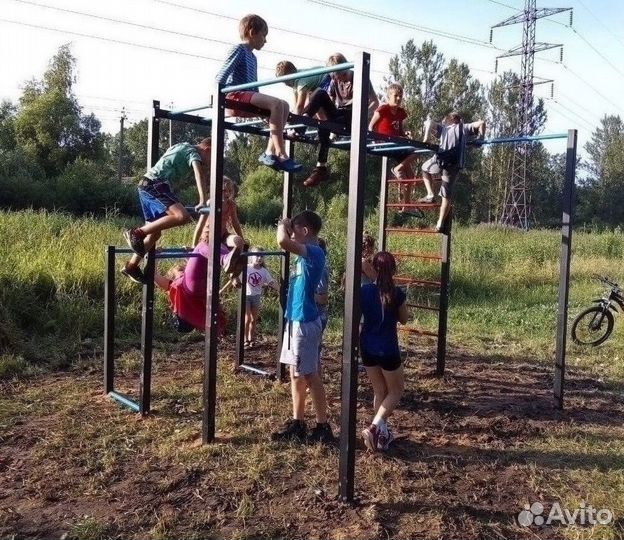 Спортивный комплекс воркаут для двора