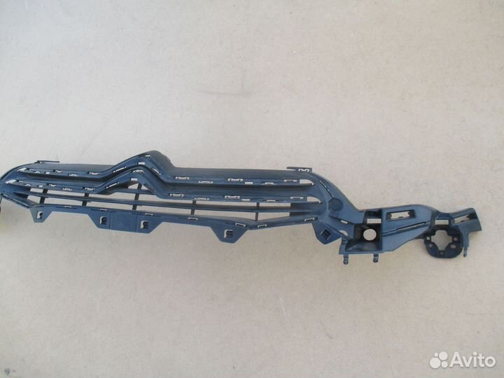 Решетка радиатора Citroen C4 2010-2015