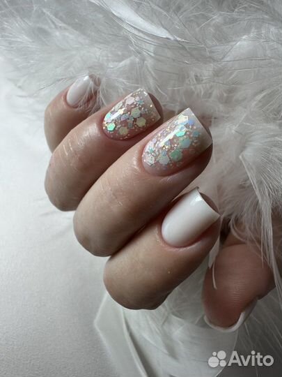 Маникюр педикюр