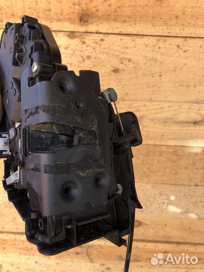 Замок водительской двери ford focus 2