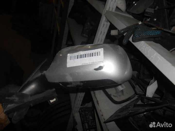 Зеркало левое Audi A4/RS4