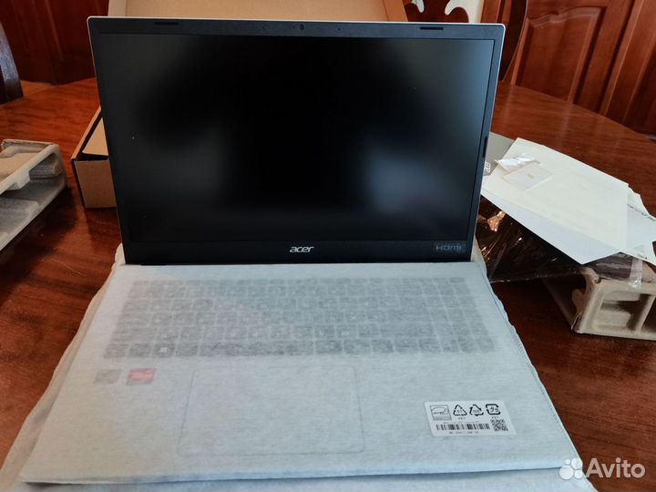 Acer Legend Young A315 (R5-7520U 16 гб/512 гб)