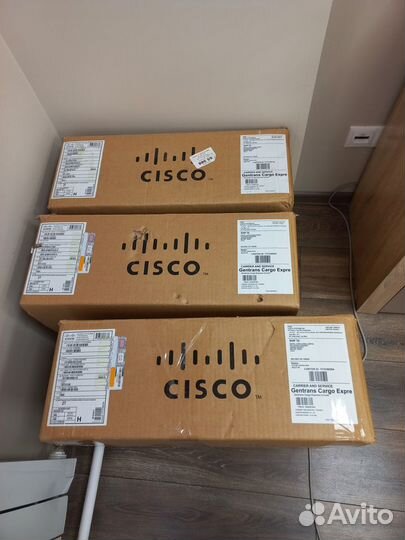 Коммутатор Cisco Catalyst WS-C3750X-24T-S