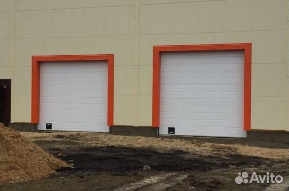 Секционные ворота