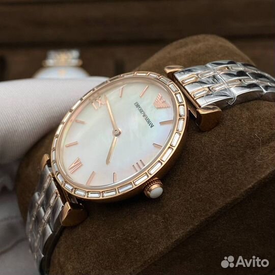 Женские часы Emporio Armani