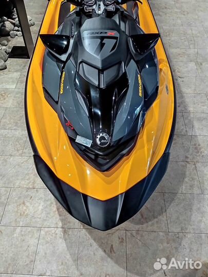 BRP Sea Doo RXP 300