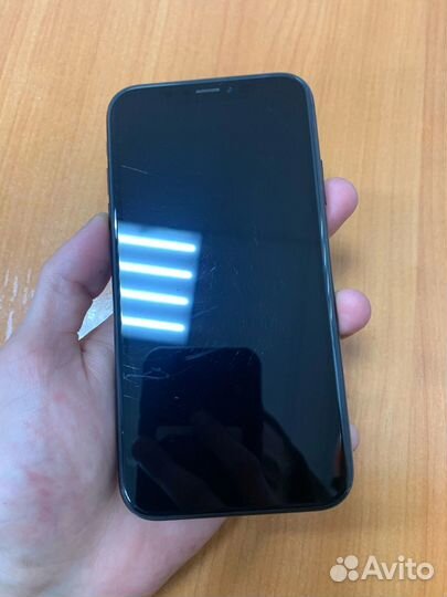 iPhone Xr, 64 ГБ
