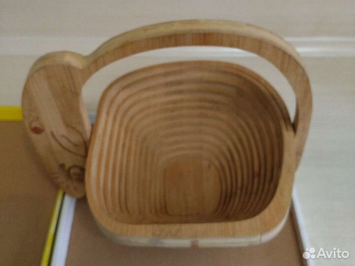 Корзина-ваза для фруктов