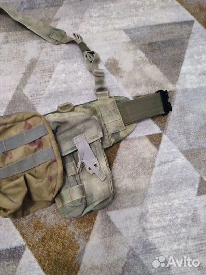 Тактический пояс с подсумками
