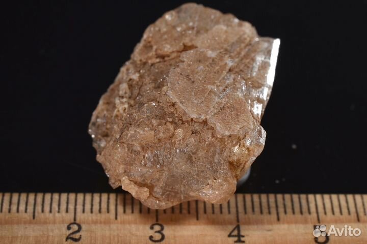 Данбурит. Лот №1536