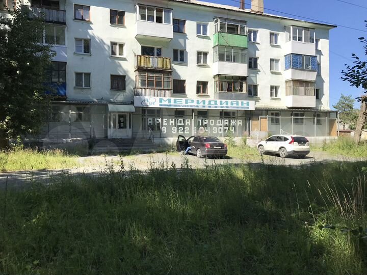 Торговая площадь, 350 м²