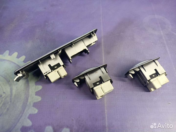 Кнопка стеклоподъемника Great Wall Hover M2