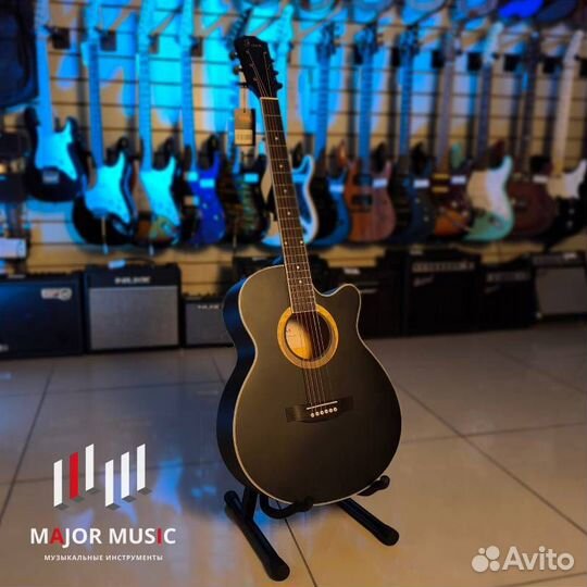 Уменьшенные акустические гитары