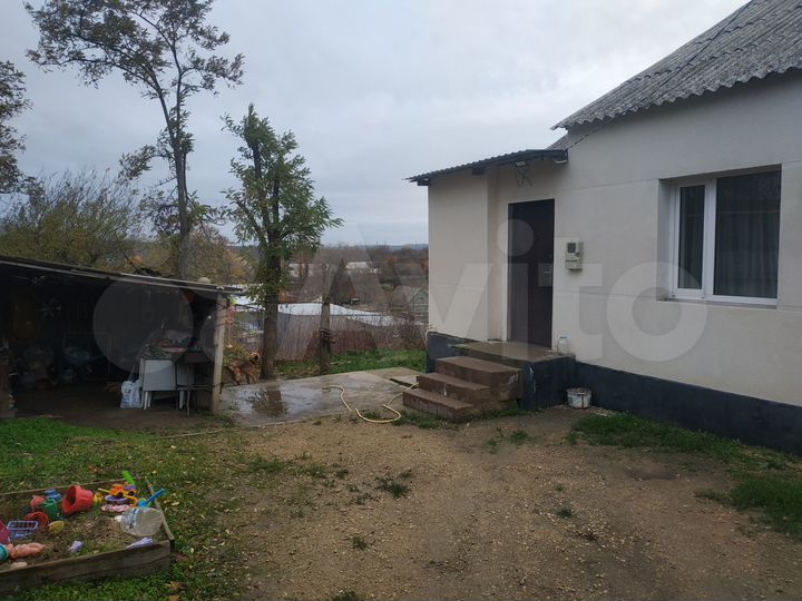 2-к. квартира, 40 м², 1/1 эт.