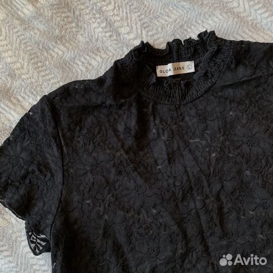 Шорты джинсовые, прозрачная блуза